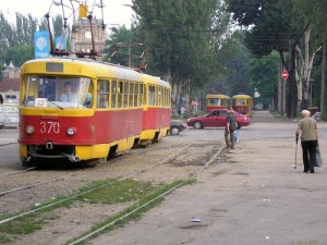 Zaporizzja-pl-lenina-tram1