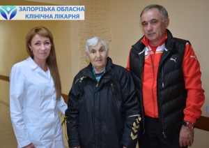 София Григорьевна вместе с сыном и Ольгой Богдан, заведующей отделением травматологии