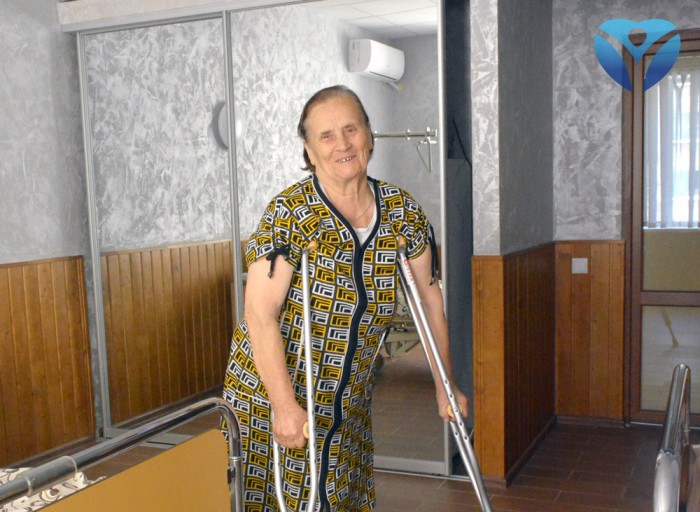 Фото 1_Пациентка Лидия Карповна перед выпиской из отделения травматологии ЗОКБ (1)