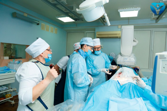 Фото 7_Запорожские и польские хирурги совместно провели 5 операций на сосудах