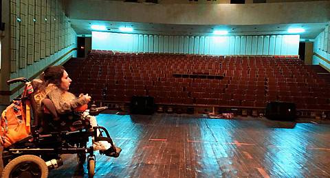 Я – режиссерка театра. Как запорожанка в инвалидной коляске ставит инклюзивные спектакли 