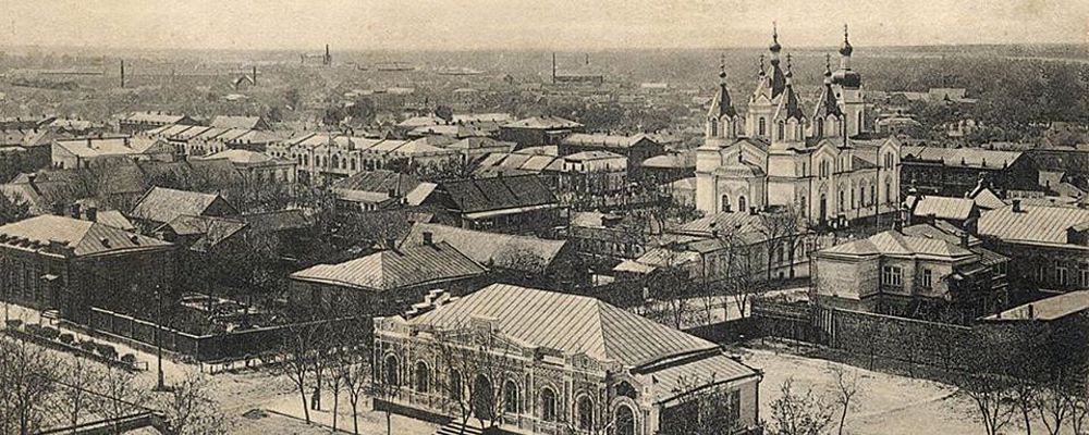 В сквере на Базарной нашли остатки торговых рядов старого Александровска (Фото)
