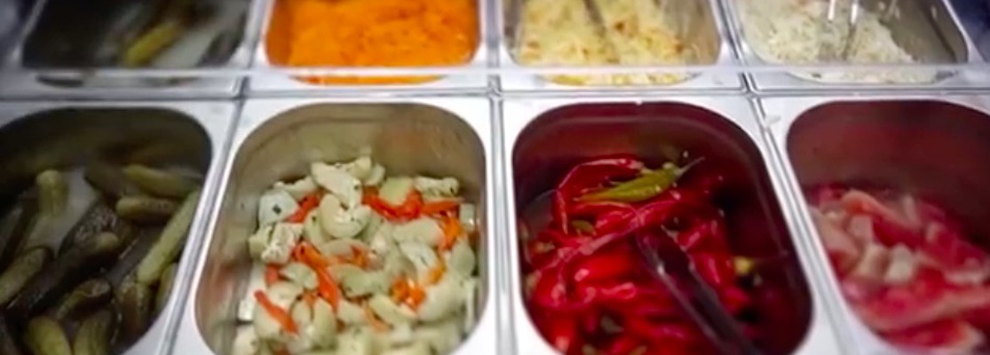 Запорожанка разработала 42 рецепта салатов, которые продаются в сетевых супермаркетах