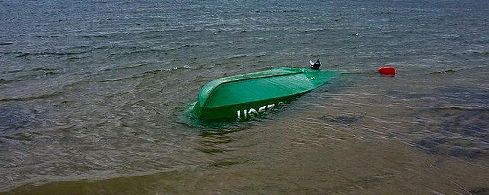 В море на запорожском курорте столкнулись лодки, есть пострадавшие 