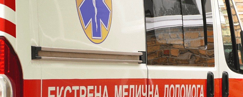  В Запорожье 10-летняя девочка упала в нулевой этаж здания: у ребенка серьезные травмы