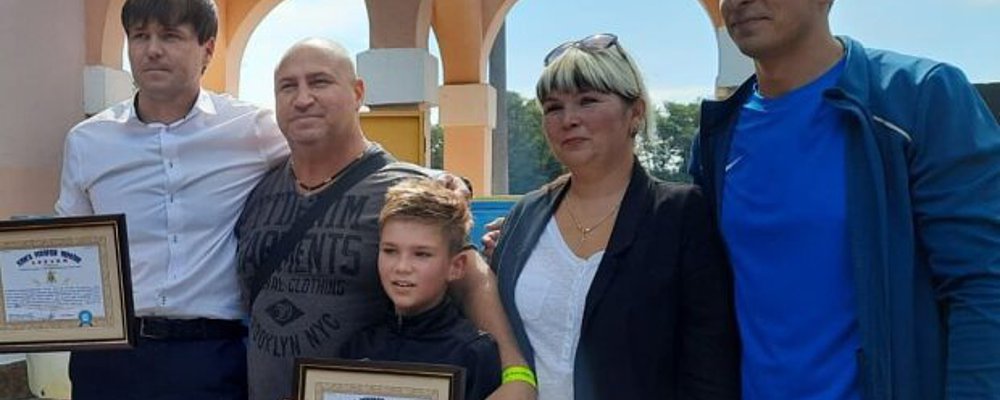 9-летний мальчик установил рекорд Украины, отжавшись больше 1000 раз