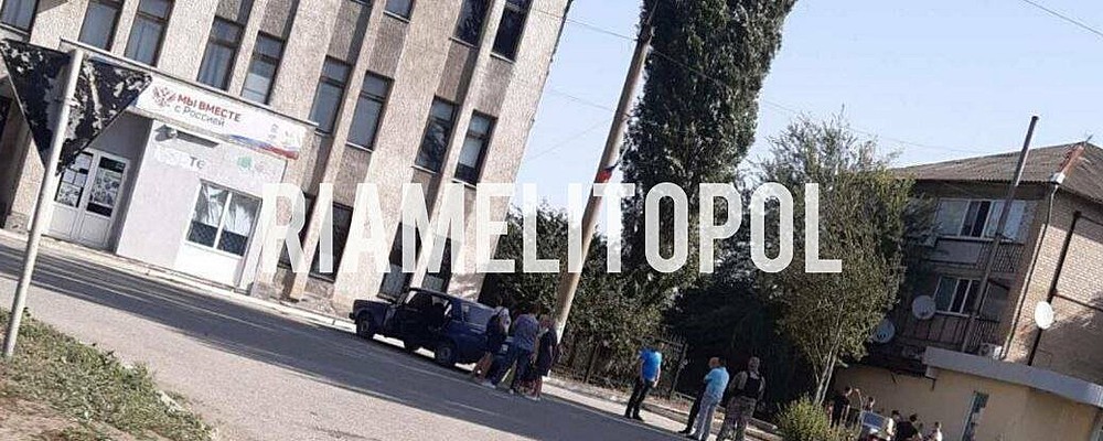 В Мелітополі партизани підірвали штаб підготовки до референдуму, де видавали російські паспорти