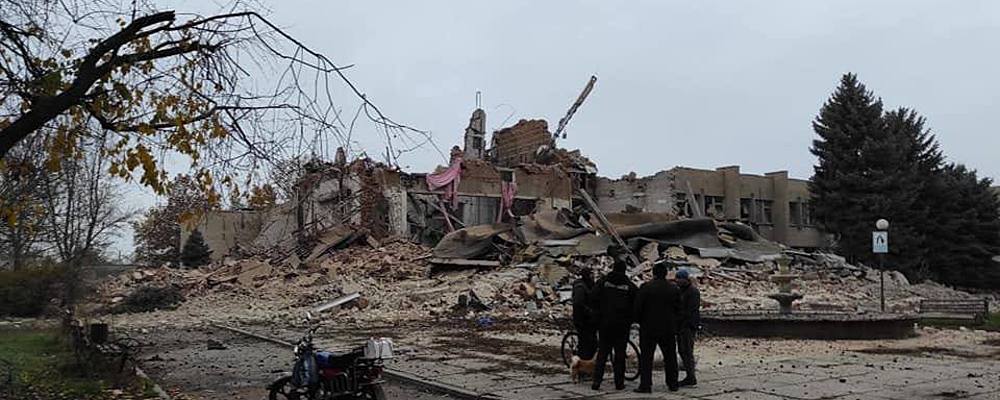 В Гуляйполі росіяне вщент зруйнували будинок культури "Сучасник"