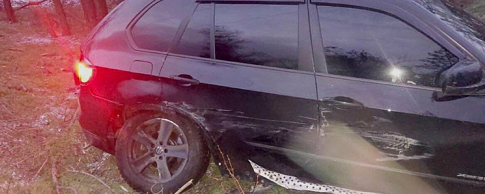 В Запоріжжі дуже п’яний водій BMW X5 влаштував аварію