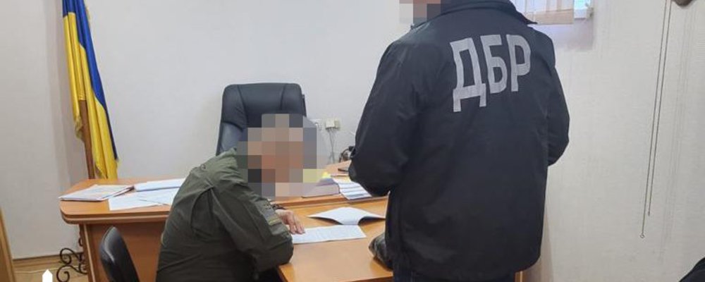 В Запоріжжі прокурор зі слідчим намагались сфальсифікувати справу проти невинуватого чоловіка