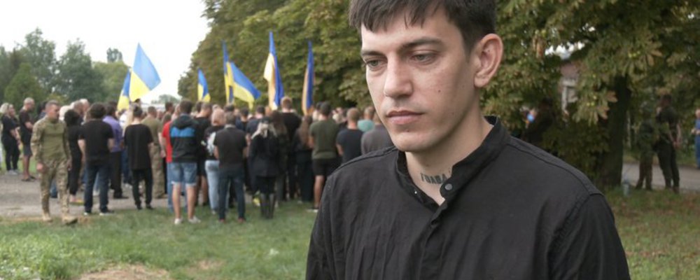 В Запоріжжі хлопець загиблої внаслідок ракетної атаки співачки зібрав та витратив 280 тис грн