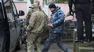 В Бердянске собирают деньги для задержанных Россией моряков